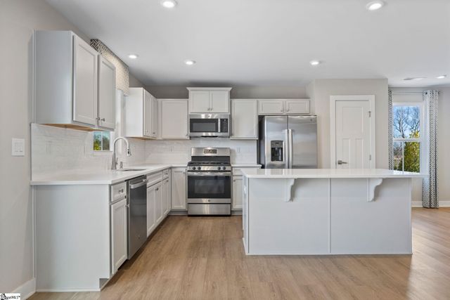 1277 Eutaw Springs Drive, Woodruff, SC 29375