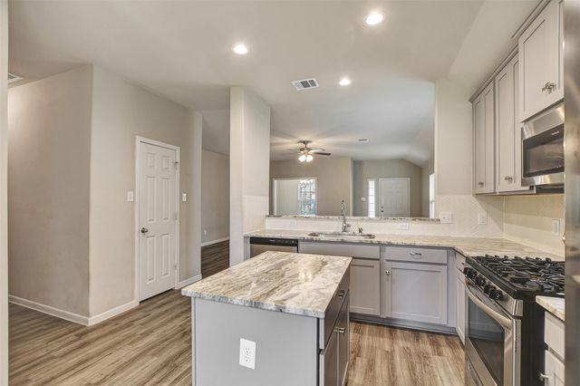 10029 Ocelot Court, Magnolia, TX 77354