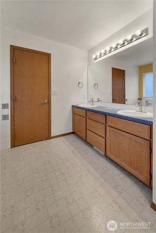 15111 105th Avenue SE, Yelm, WA 98597