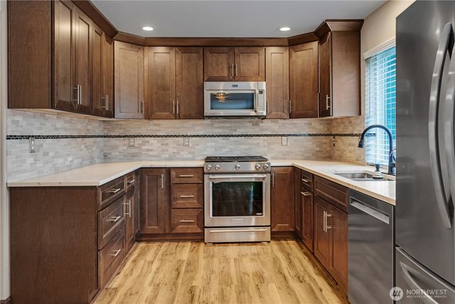 15111 105th Avenue SE, Yelm, WA 98597