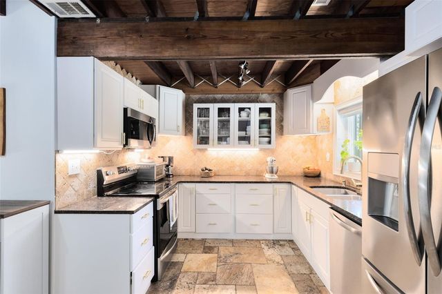 2330 NARCISSUS AVENUE, Sanford, FL 32771