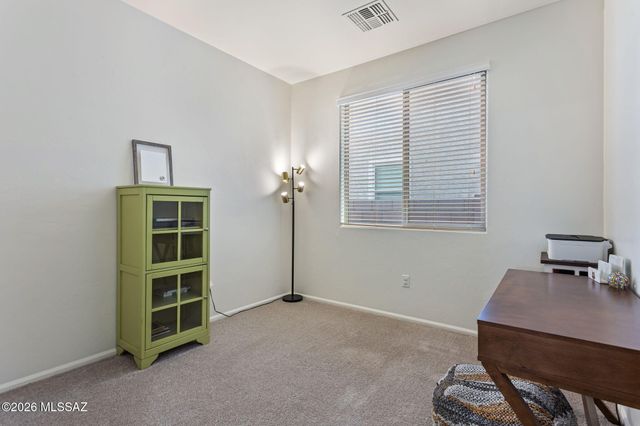 10464 S Cutting Horse Drive, Vail, AZ 85641