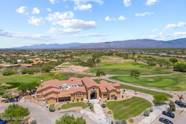 10464 S Cutting Horse Drive, Vail, AZ 85641