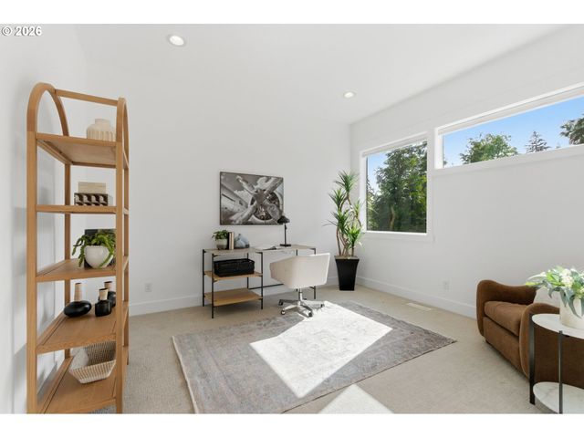 13236 AMBER Pl, Lake Oswego, OR 97034