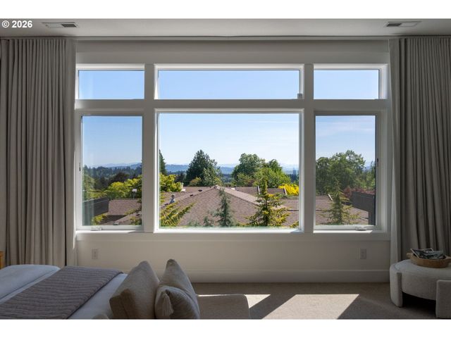 13236 AMBER Pl, Lake Oswego, OR 97034