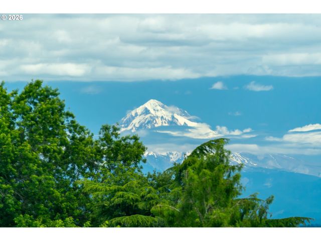 13236 AMBER Pl, Lake Oswego, OR 97034