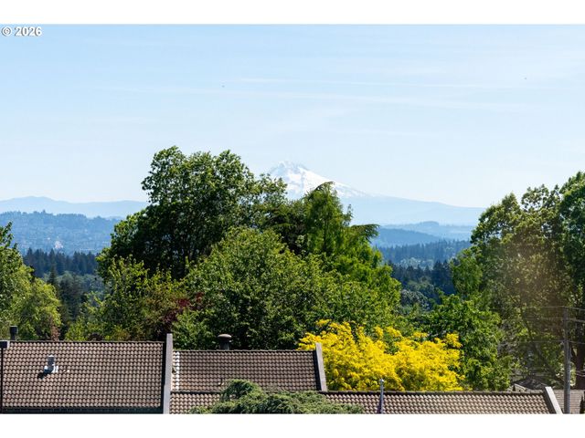13236 AMBER Pl, Lake Oswego, OR 97034