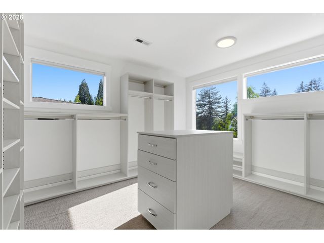 13236 AMBER Pl, Lake Oswego, OR 97034