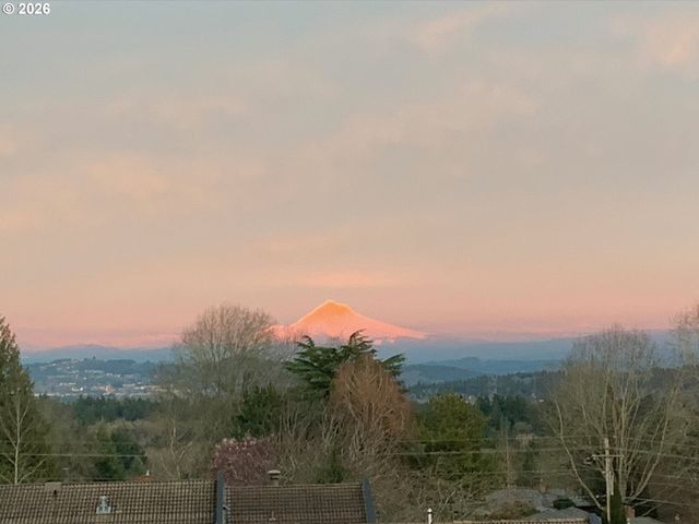 13236 AMBER Pl, Lake Oswego, OR 97034