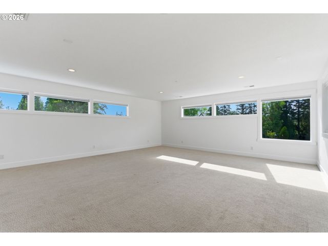 13236 AMBER Pl, Lake Oswego, OR 97034