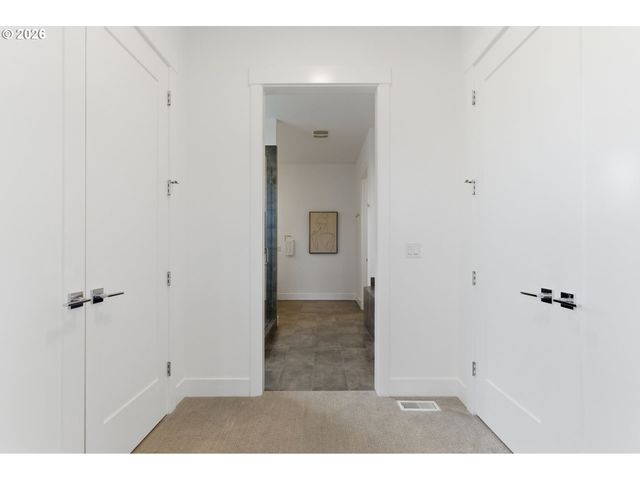 13236 AMBER Pl, Lake Oswego, OR 97034