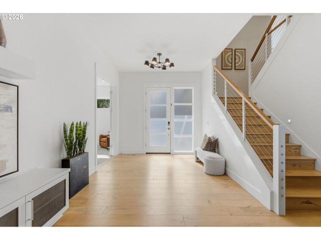 13236 AMBER Pl, Lake Oswego, OR 97034