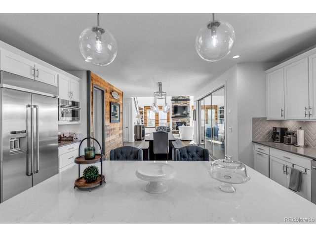 1054 Carbonate Ct, Erie, CO 80516