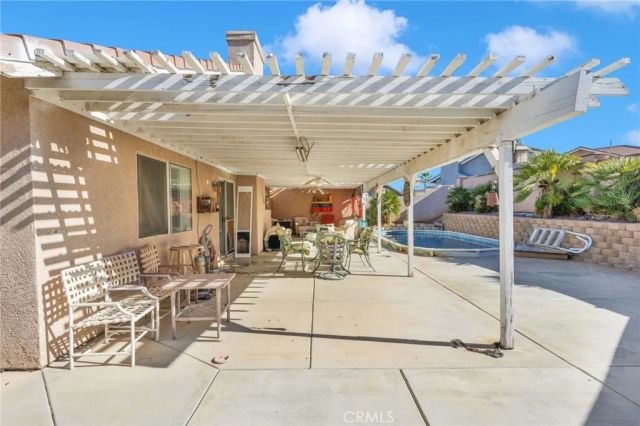 14405 Cedar, Hesperia, CA 92344