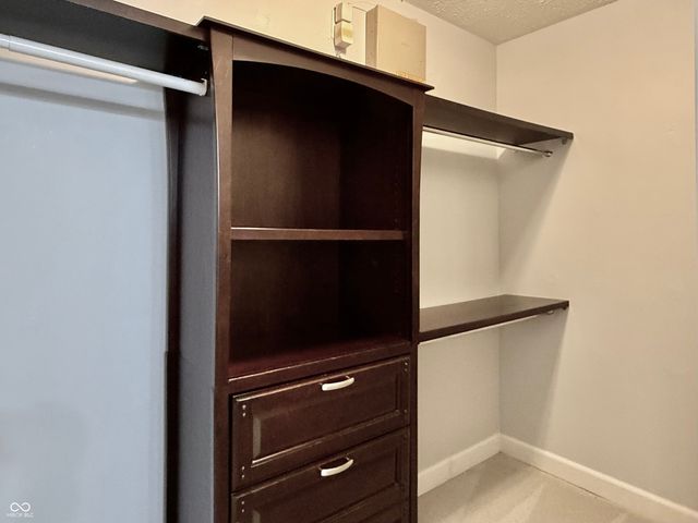 8187 Overbrooke Lane, Avon, IN 46123