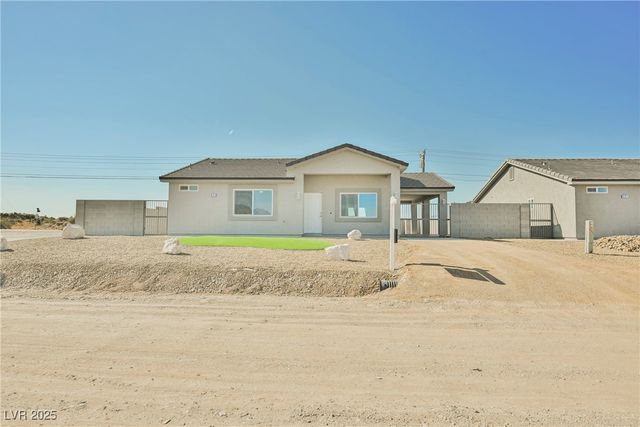 871 East Valiant Avenue, Pahrump, NV 89060