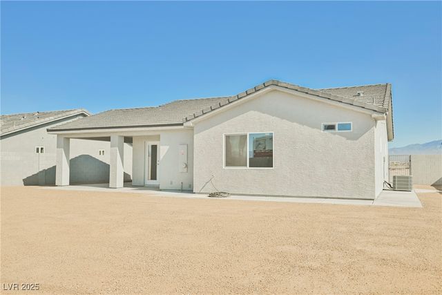 871 East Valiant Avenue, Pahrump, NV 89060
