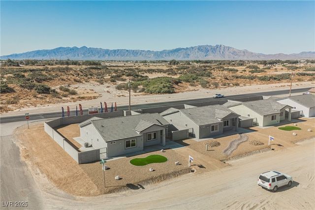 871 East Valiant Avenue, Pahrump, NV 89060