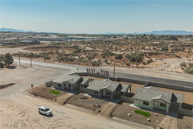 871 East Valiant Avenue, Pahrump, NV 89060