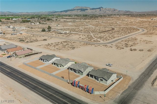 871 East Valiant Avenue, Pahrump, NV 89060