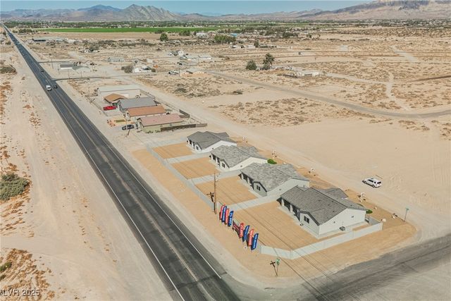 871 East Valiant Avenue, Pahrump, NV 89060