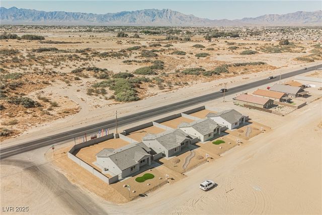 871 East Valiant Avenue, Pahrump, NV 89060