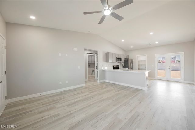 871 East Valiant Avenue, Pahrump, NV 89060