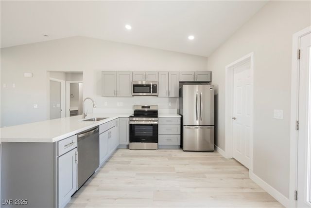 871 East Valiant Avenue, Pahrump, NV 89060