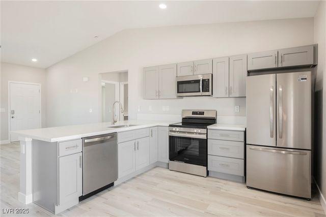 871 East Valiant Avenue, Pahrump, NV 89060