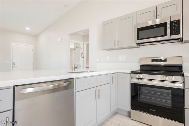 871 East Valiant Avenue, Pahrump, NV 89060