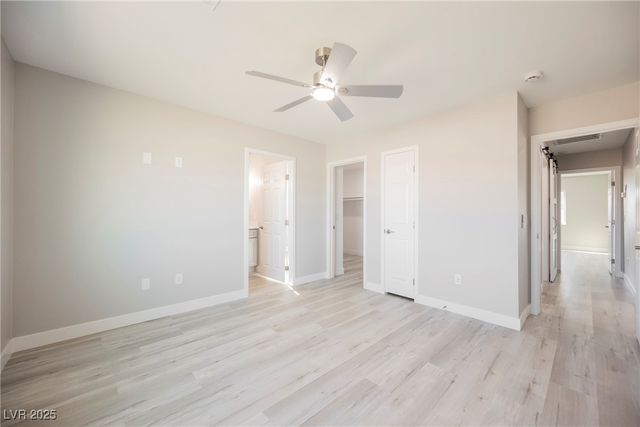 871 East Valiant Avenue, Pahrump, NV 89060