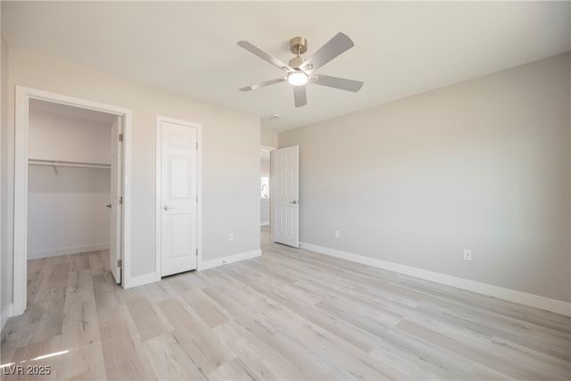 871 East Valiant Avenue, Pahrump, NV 89060