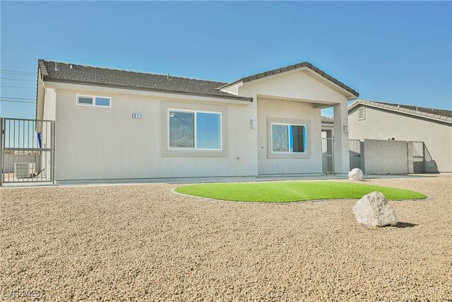 871 East Valiant Avenue, Pahrump, NV 89060