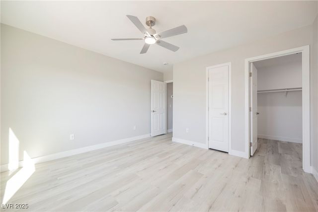 871 East Valiant Avenue, Pahrump, NV 89060