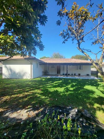 12650 SW 218th Street, Miami, FL 33170