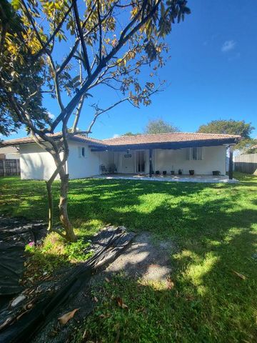 12650 SW 218th Street, Miami, FL 33170