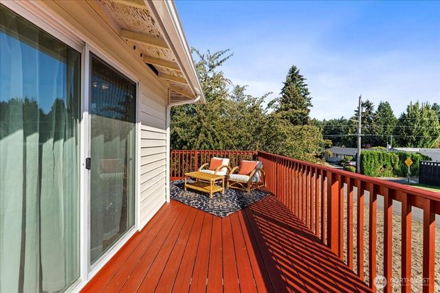 1351 S Highland Avenue, Tacoma, WA 98465