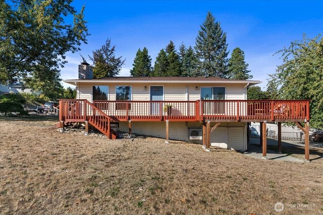 1351 S Highland Avenue, Tacoma, WA 98465