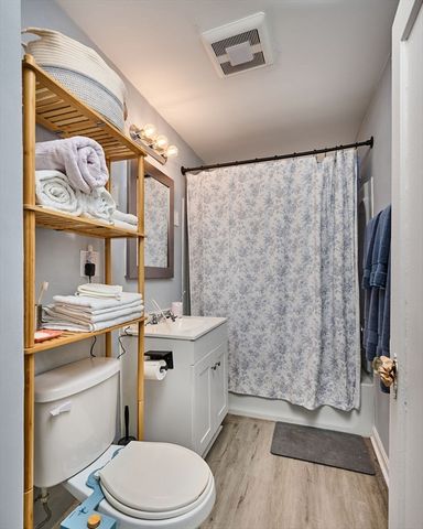 73 Lyman St, South Hadley, MA 01075