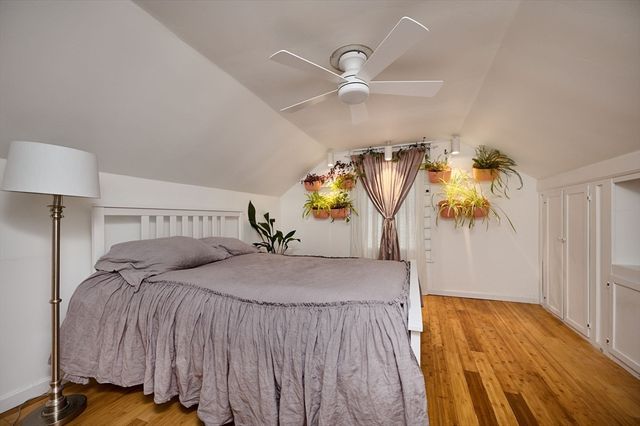 73 Lyman St, South Hadley, MA 01075