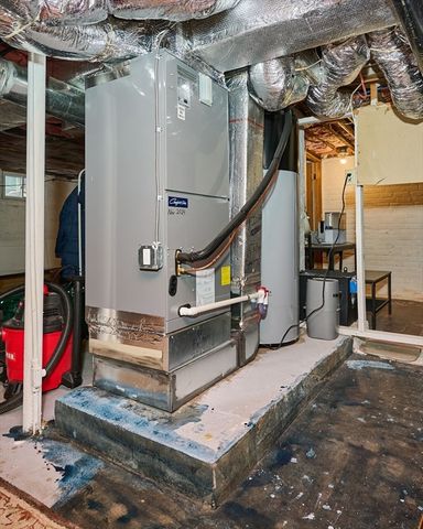 73 Lyman St, South Hadley, MA 01075