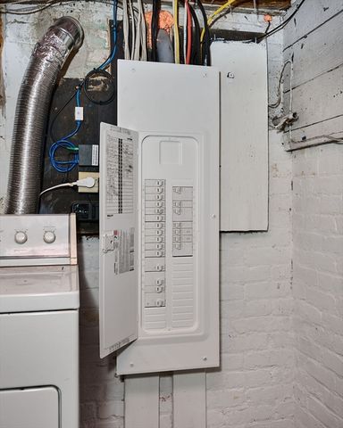 73 Lyman St, South Hadley, MA 01075