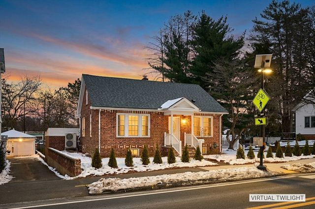 73 Lyman St, South Hadley, MA 01075