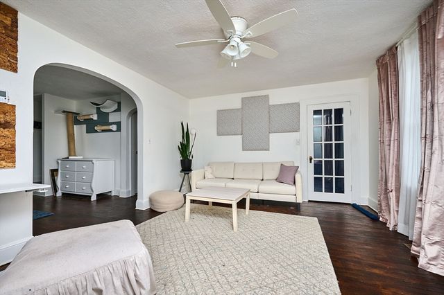 73 Lyman St, South Hadley, MA 01075