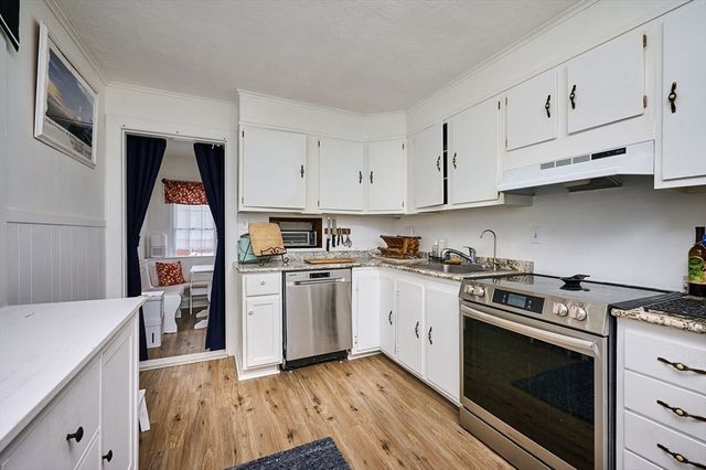 73 Lyman St, South Hadley, MA 01075