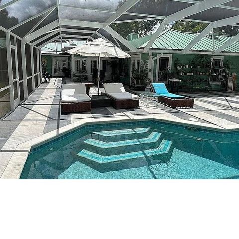 480 38th Court, Vero Beach, FL 32968