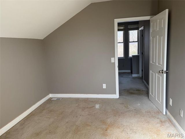 6429 Idaho Avenue, St Louis, MO 63111