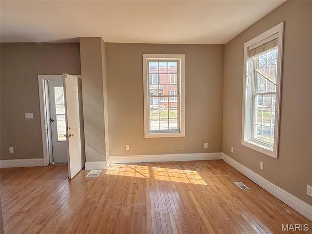 6429 Idaho Avenue, St Louis, MO 63111