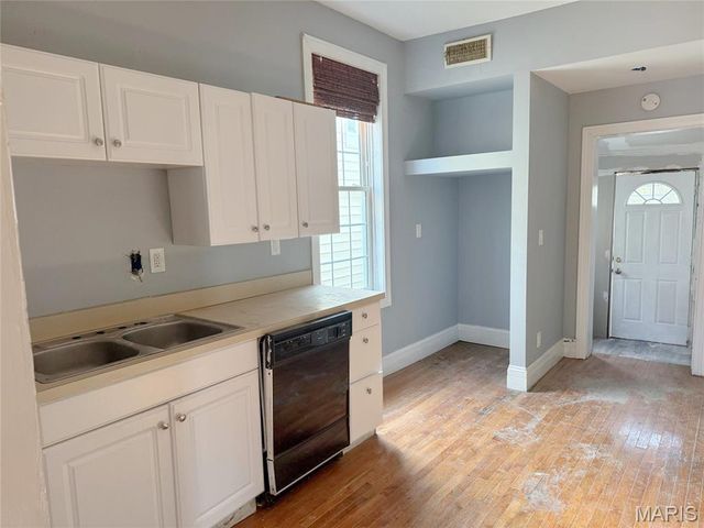 6429 Idaho Avenue, St Louis, MO 63111