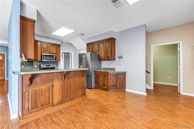 398 MEADOWVIEW Drive, Wetumpka, AL 36092